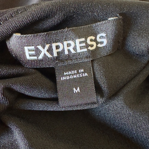 EXPRESS Skimming Scoop Neck Double Strap Loop Tank - Picture 7 of 7